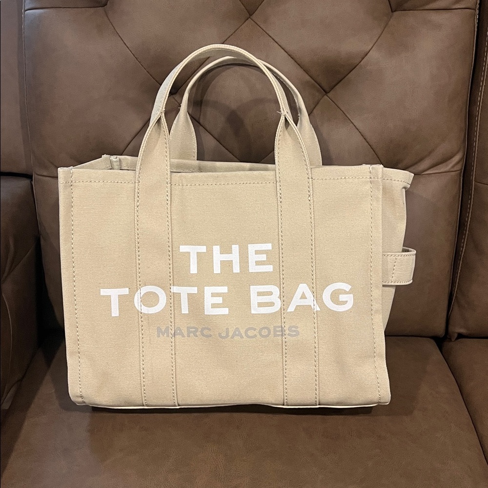 Marc Jacobs Cream Tote Bag